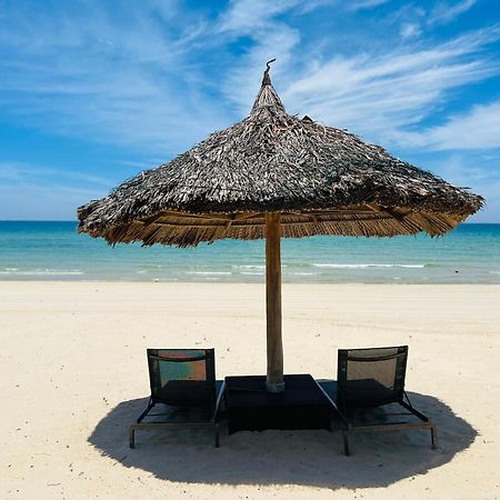 Sea View Villa In Wyndham Garden Cam Ranh Нячанг Экстерьер фото